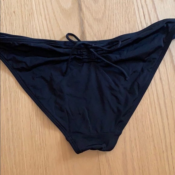 VS swim bottoms lot of 4 size small - Picture 5 of 7